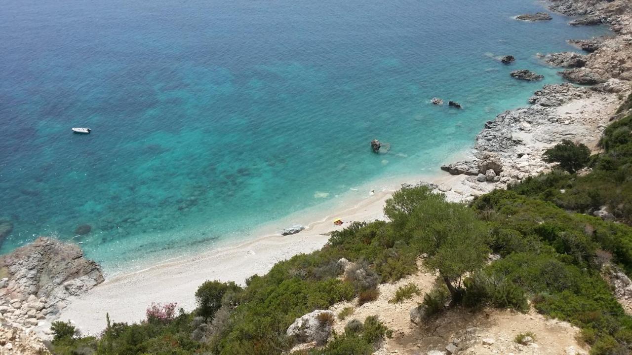 Appartamento Tra Mare E Montagna Баунеї Екстер'єр фото